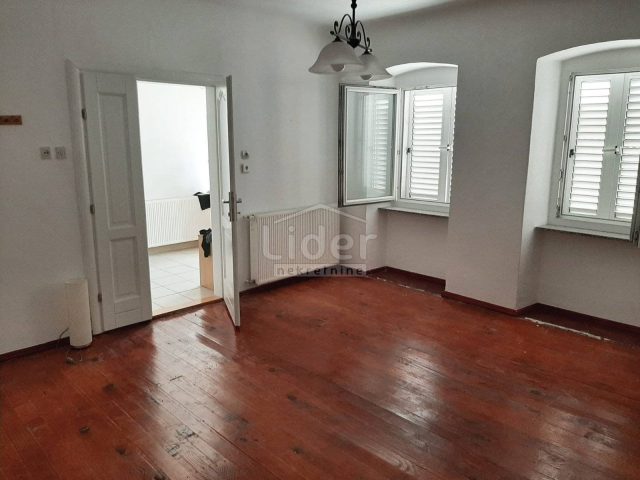 Haus Zu verkaufen - Ličko-senjska Senj - foto 4/13