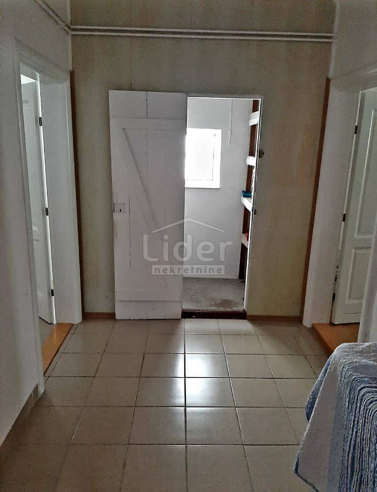 Haus Zu verkaufen - Ličko-senjska Senj