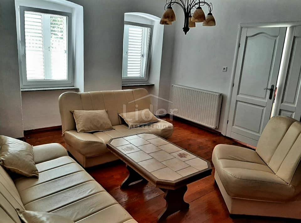 Haus Zu verkaufen - Ličko-senjska Senj
