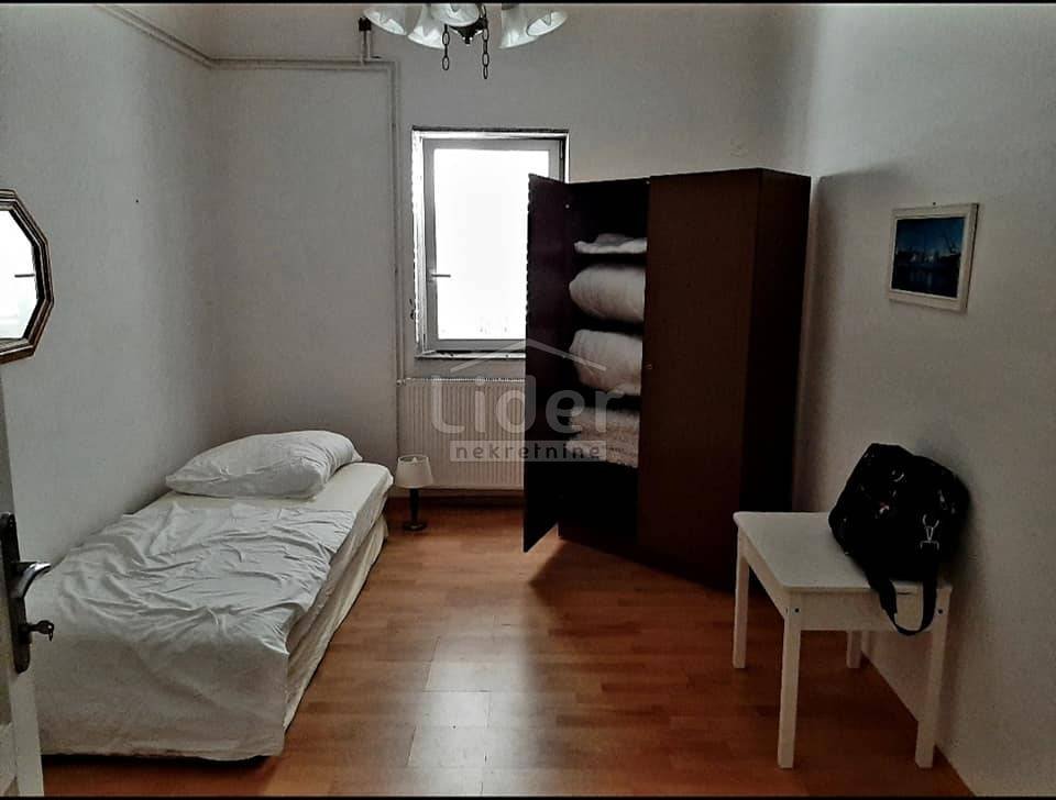 Haus Zu verkaufen - Ličko-senjska Senj