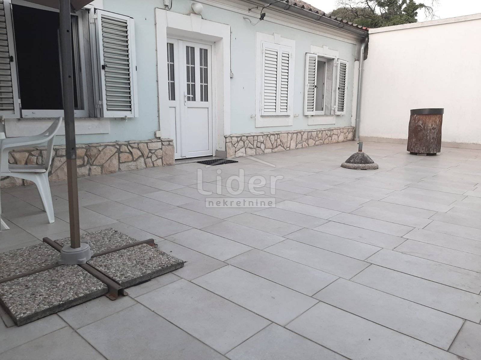 Haus Zu verkaufen - Ličko-senjska Senj