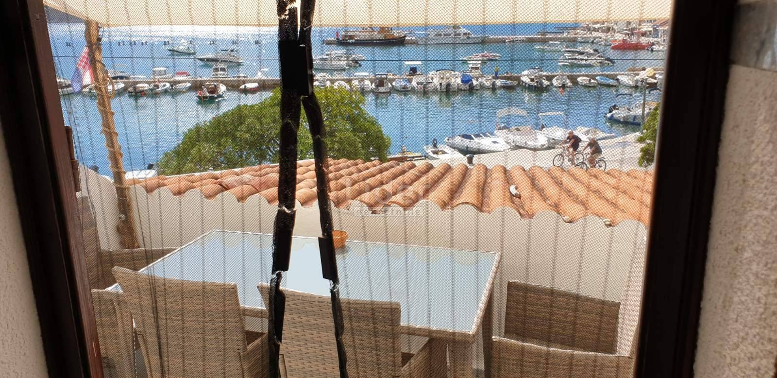 Flat For sale - Primorsko-goranska Baška