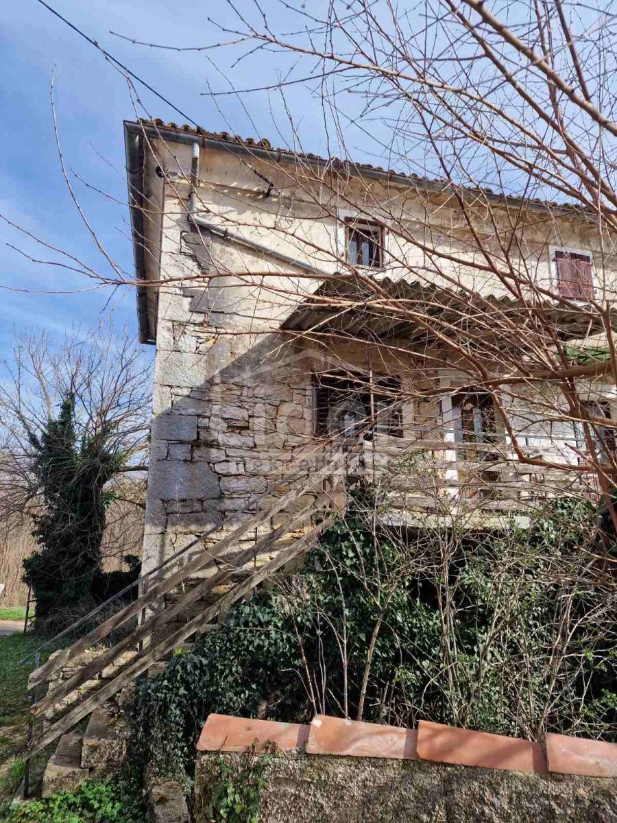 House For sale - Istarska Višnjan
