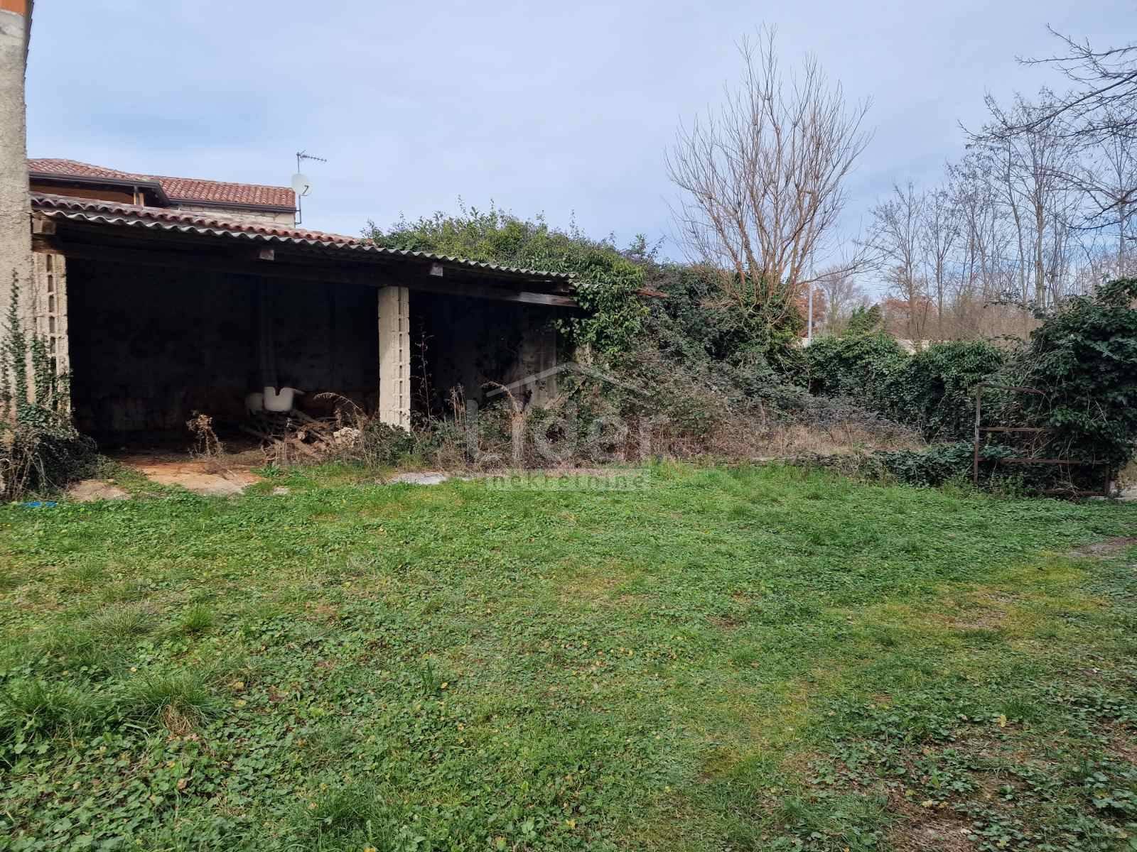 House For sale - Istarska Višnjan