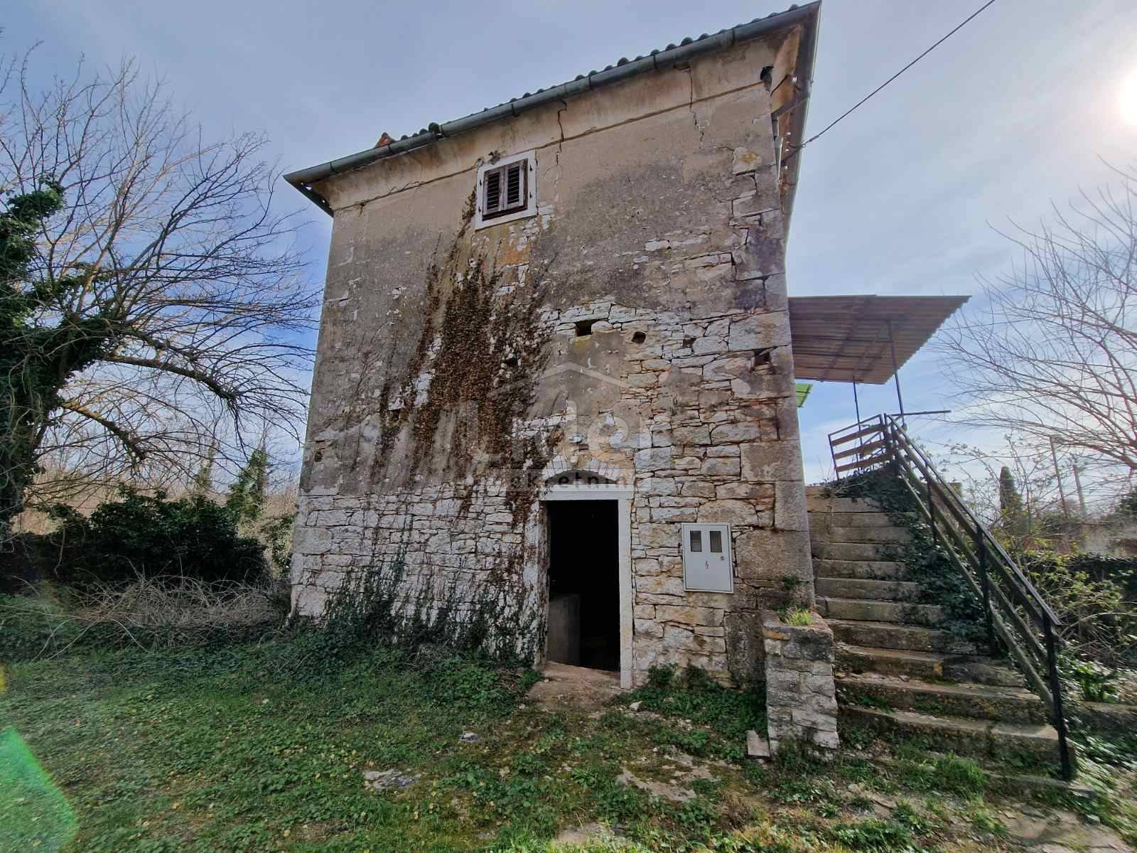 House For sale - Istarska Višnjan