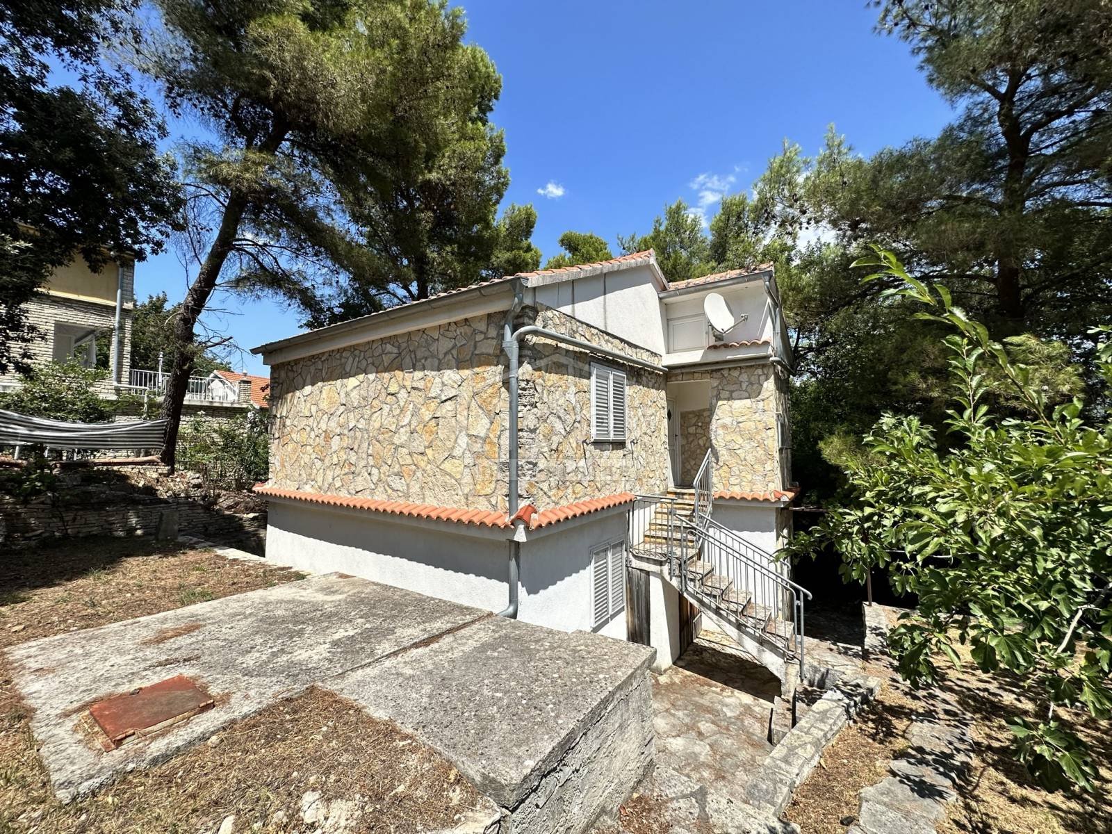 House For sale - Zadarska Donji Karin