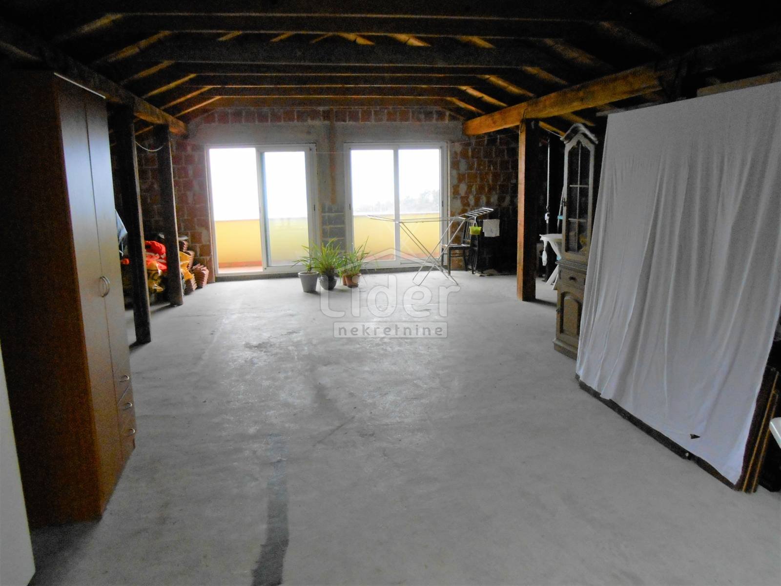 House For sale - Primorsko-goranska Pulac