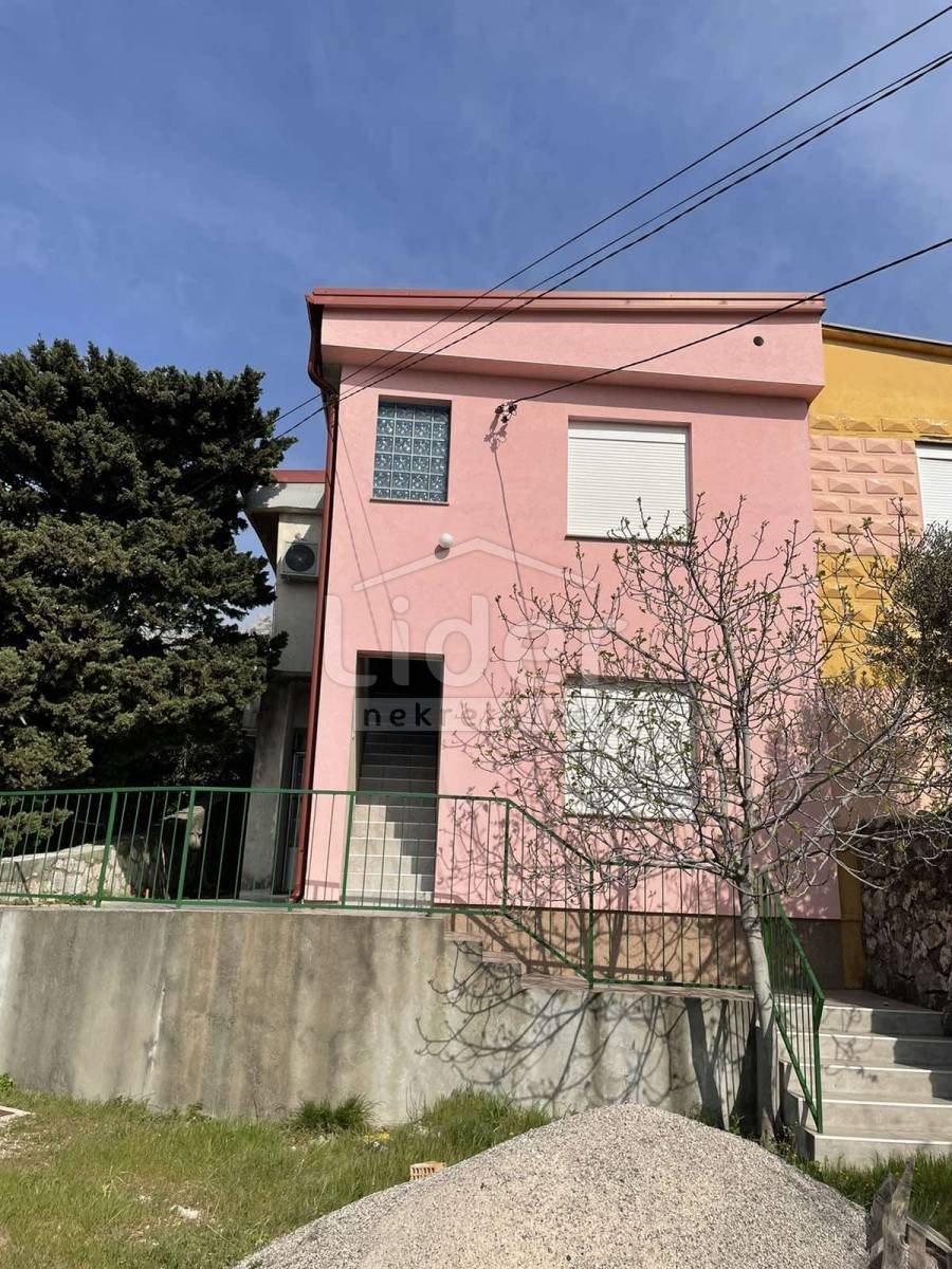House For sale - Ličko-senjska Karlobag