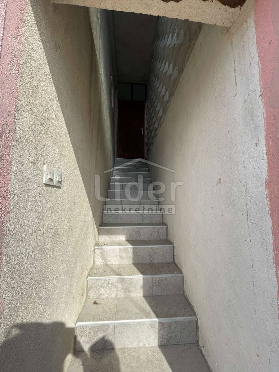 House For sale - Ličko-senjska Karlobag