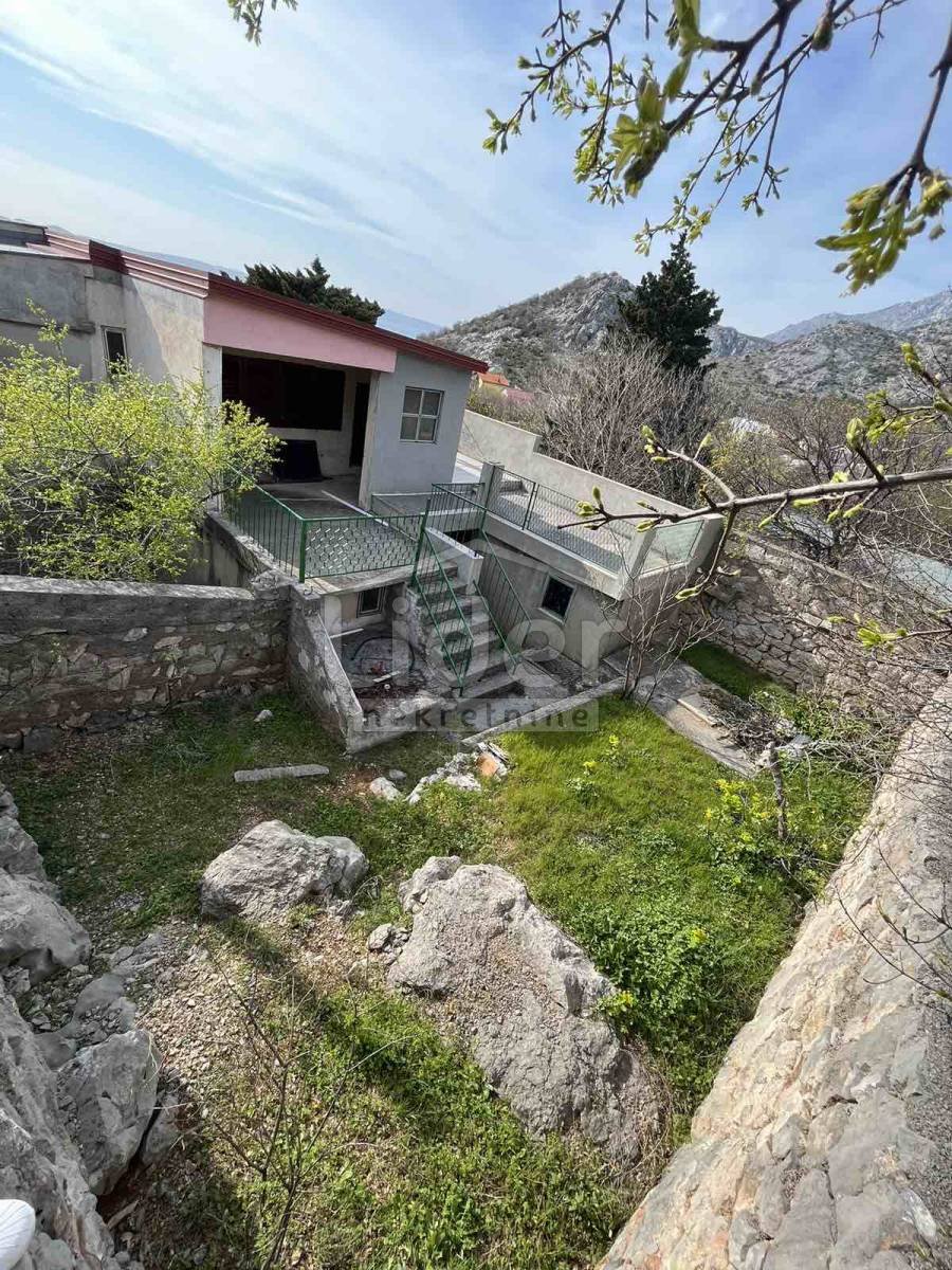 House For sale - Ličko-senjska Karlobag