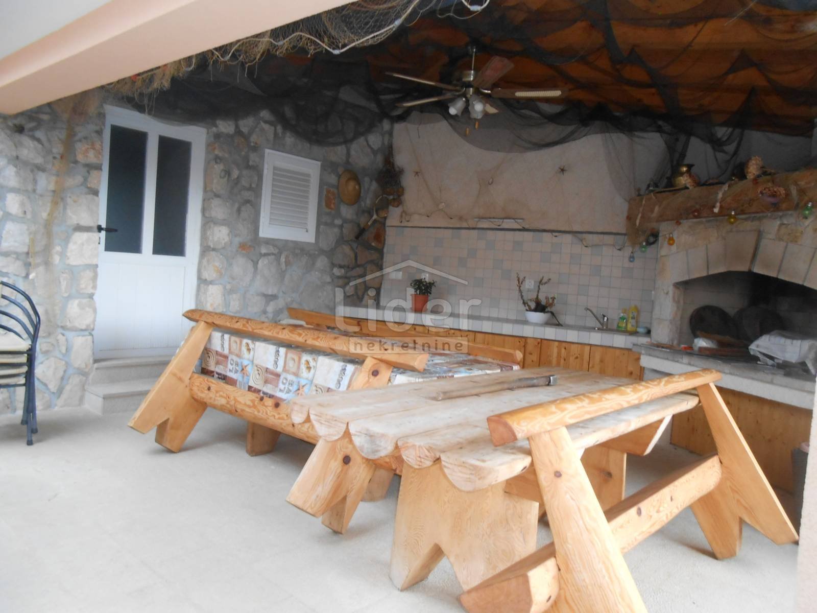 Dom Na sprzedaż - Primorsko-goranska Novi Vinodolski