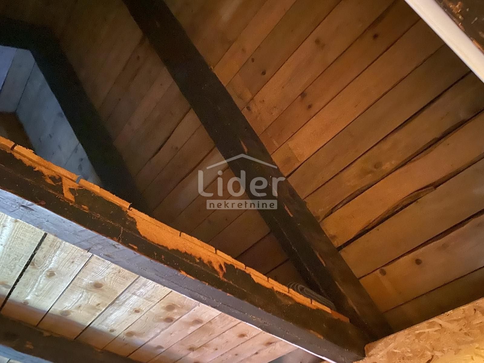 Dom Na predaj - Primorsko-goranska Fužine