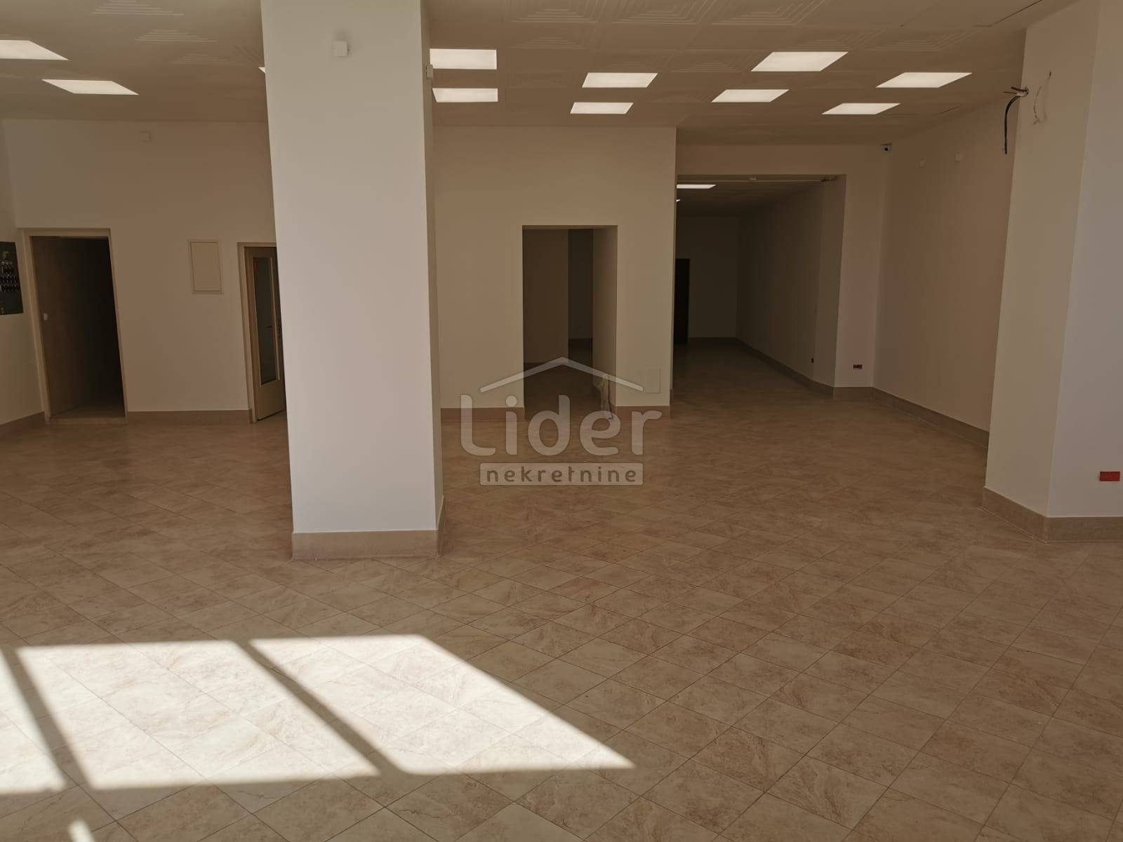 Commerciale In vendita - Primorsko-goranska Sušak