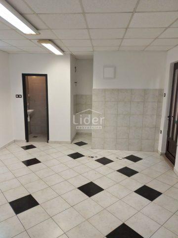 Komerčné na prenájom 30 m² – Rijeka