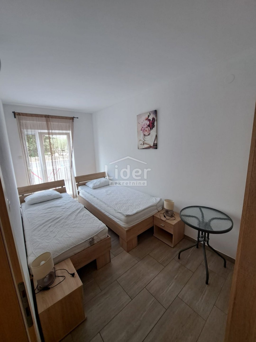 Apartma Naprodaj - Ličko-senjska Novalja