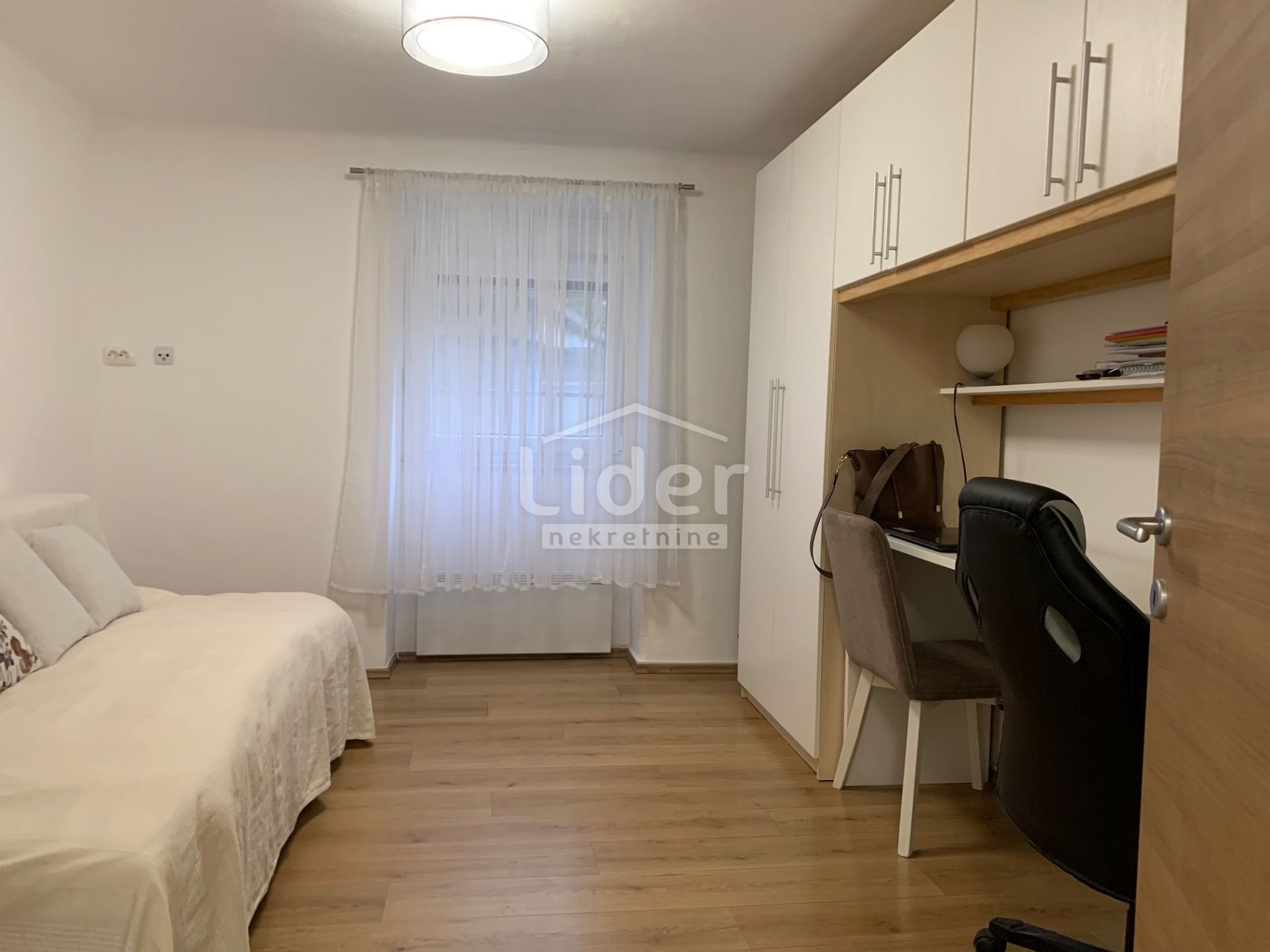 Apartmán Na predaj - Primorsko-goranska Bulevard