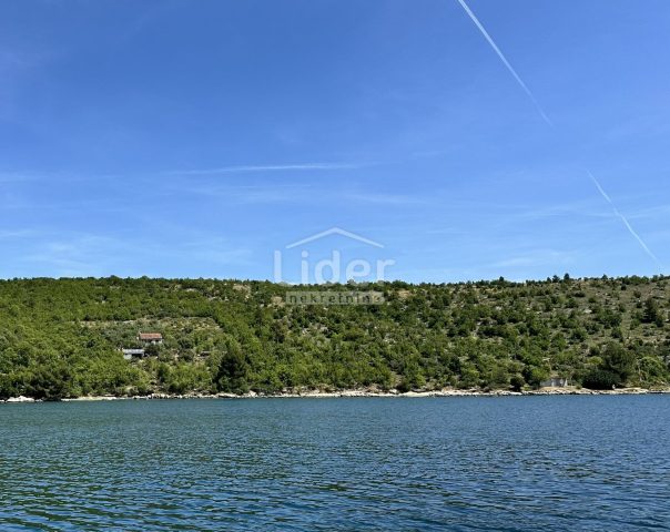 Zemljište na prodaju 963 m² – Obrovac