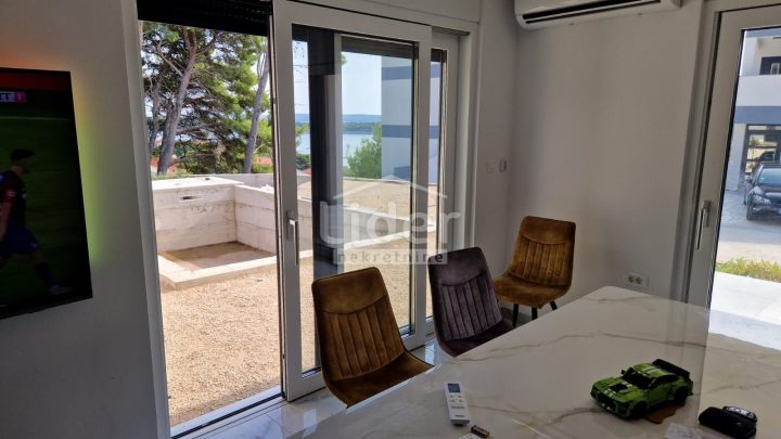 Apartmán Na predaj - Primorsko-goranska Banjol - foto 5/11