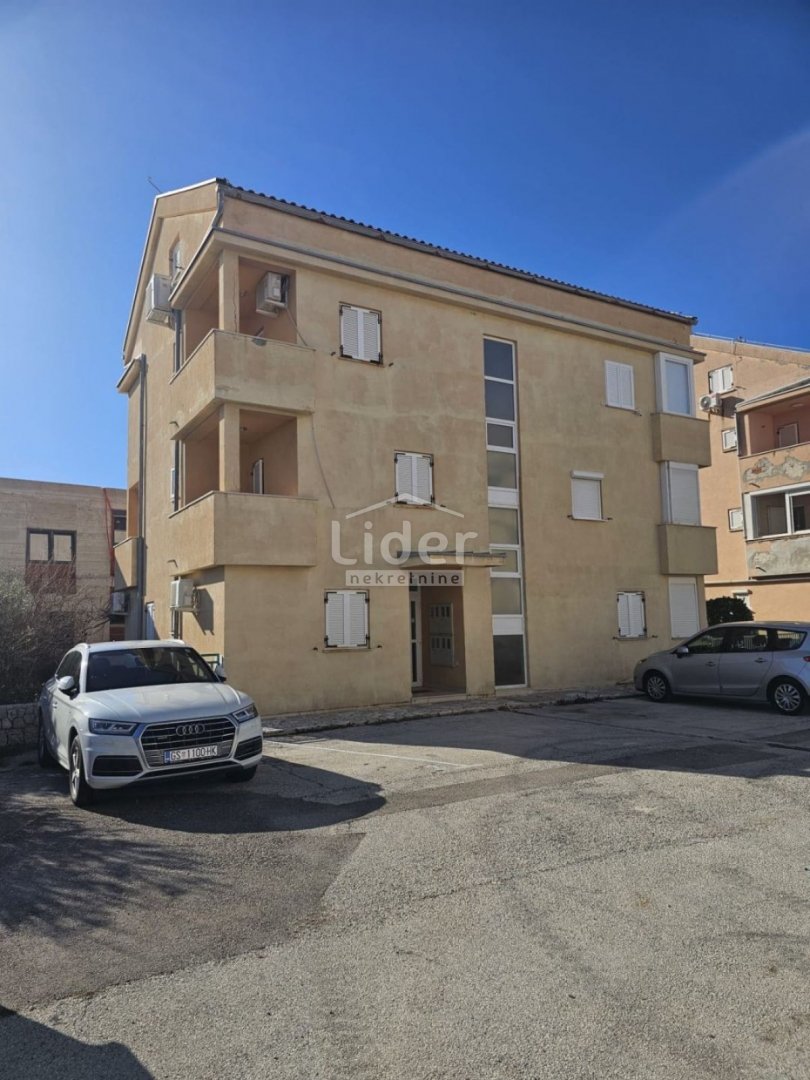 Apartma Naprodaj - Ličko-senjska Novalja