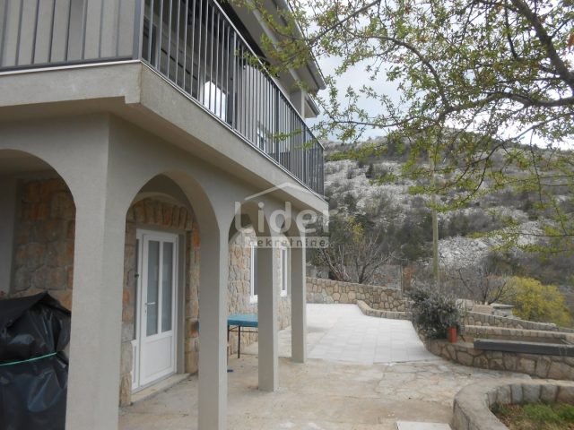 Casa in vendita 205 m² – Senj