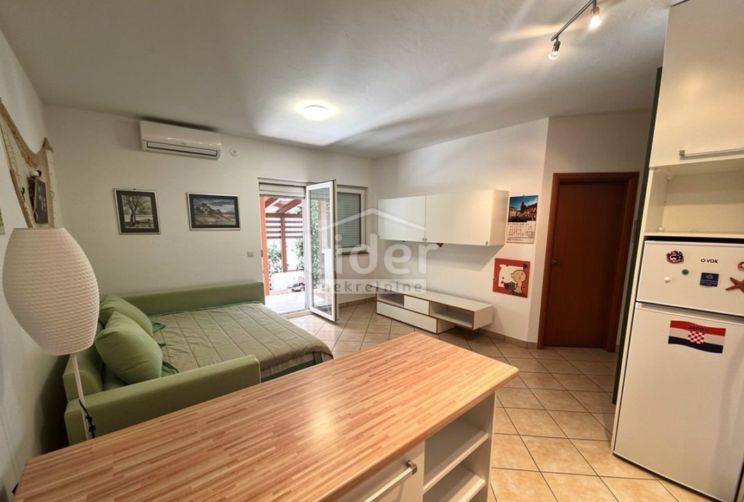 Appartement À vendre - Ličko-senjska Novalja