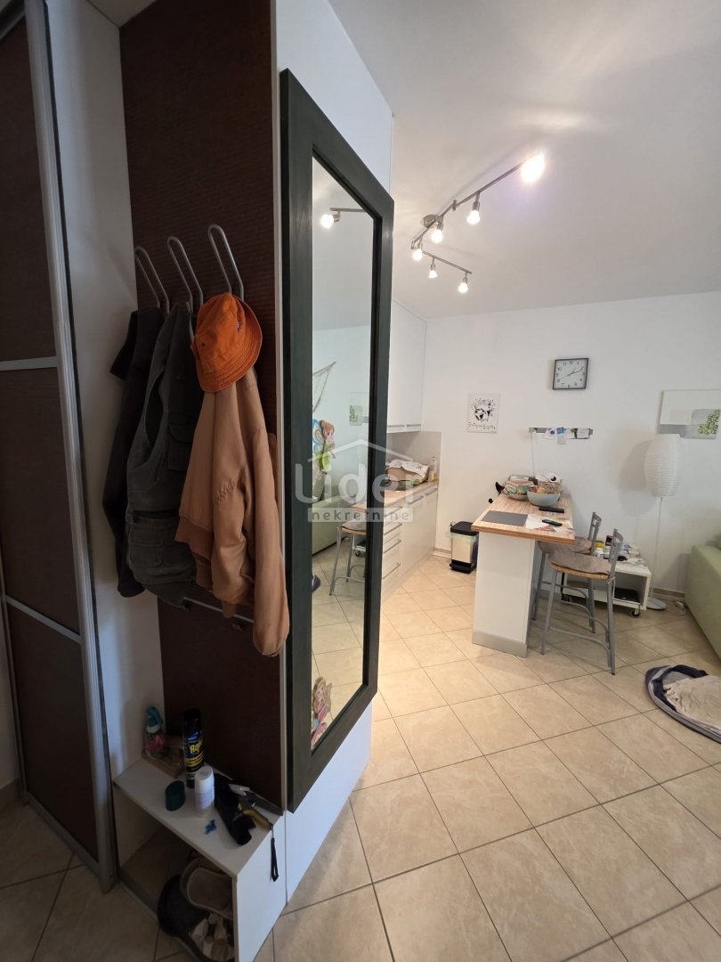 Appartement À vendre - Ličko-senjska Novalja