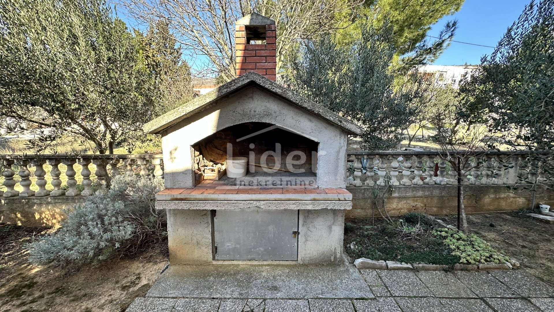 Dom Na predaj - Zadarska Kruševo