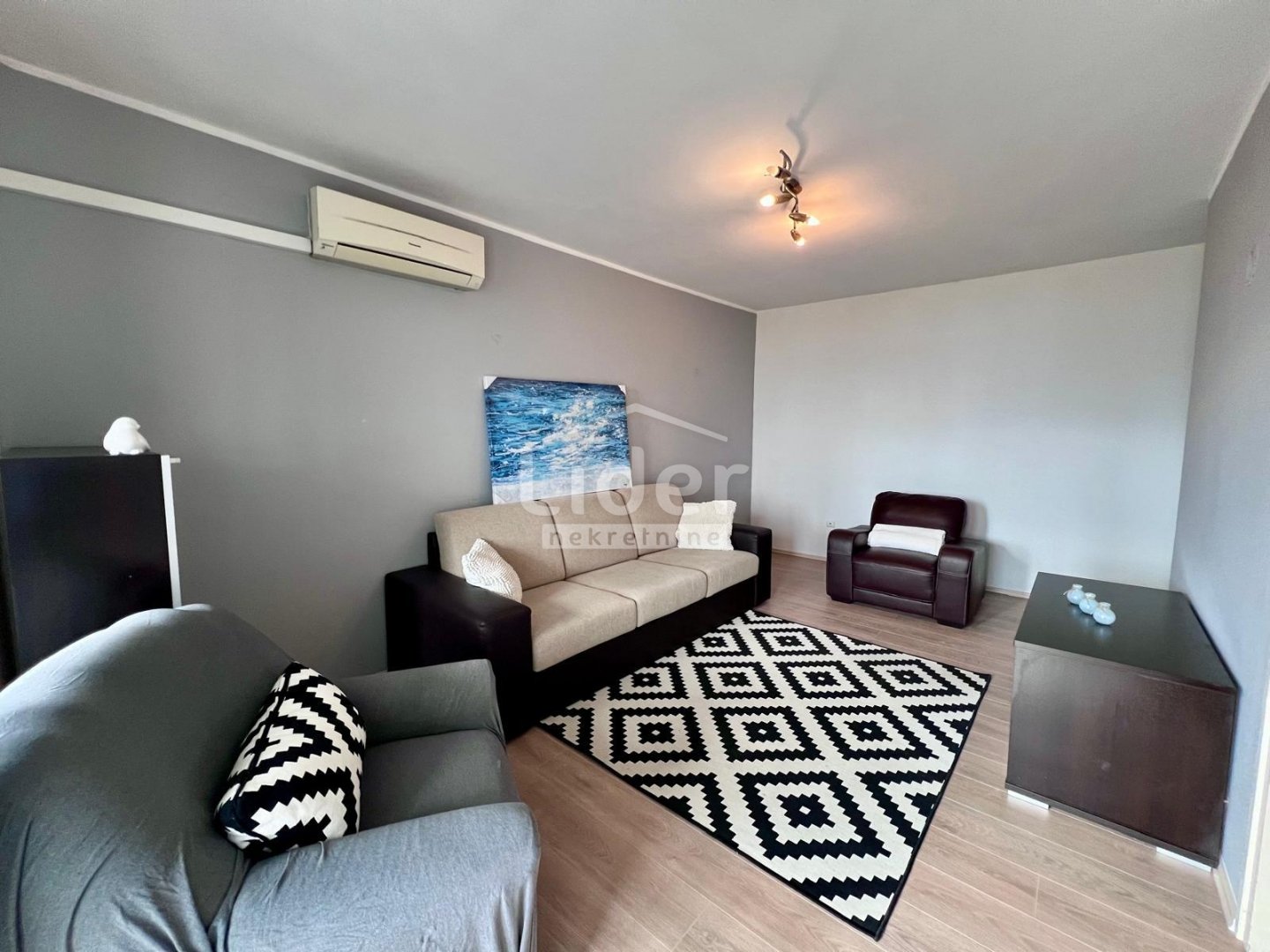 Apartment Zu verkaufen - Primorsko-goranska Rešetari - foto 1/14