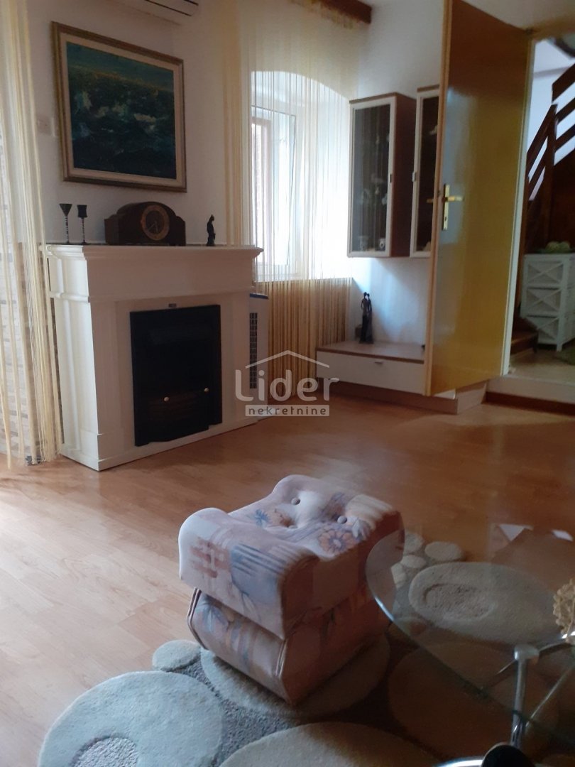 House For sale - Primorsko-goranska Omišalj