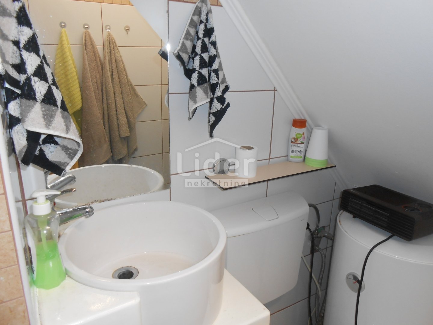 House For sale - Primorsko-goranska Grižane-Belgrad