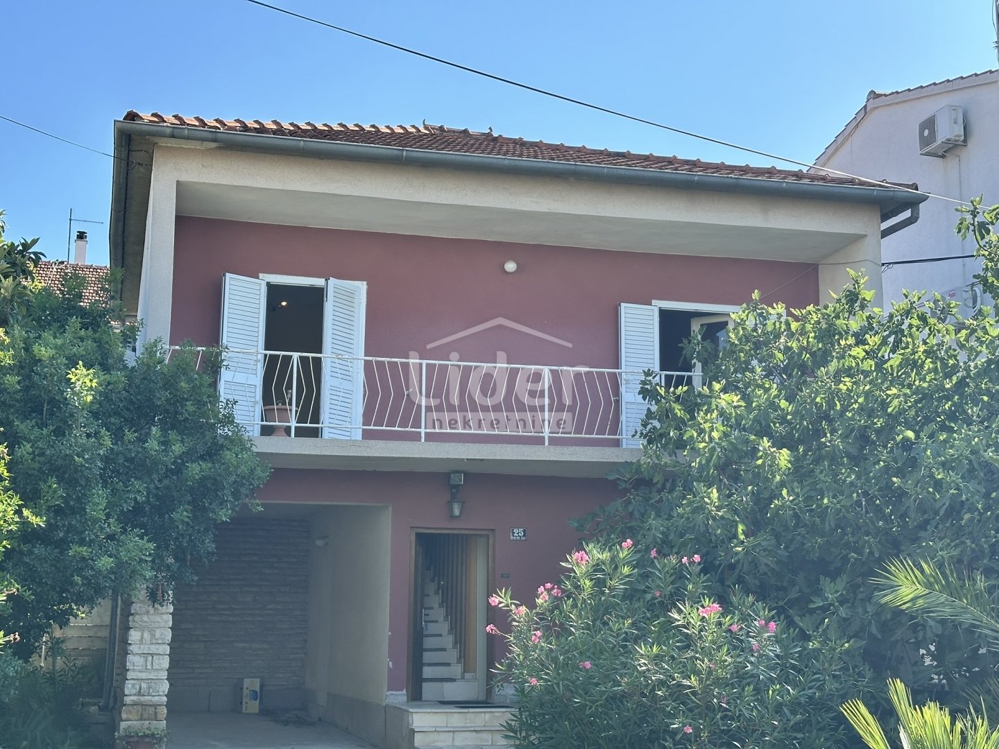 Dom Na sprzedaż - Šibensko-kninska Vodice