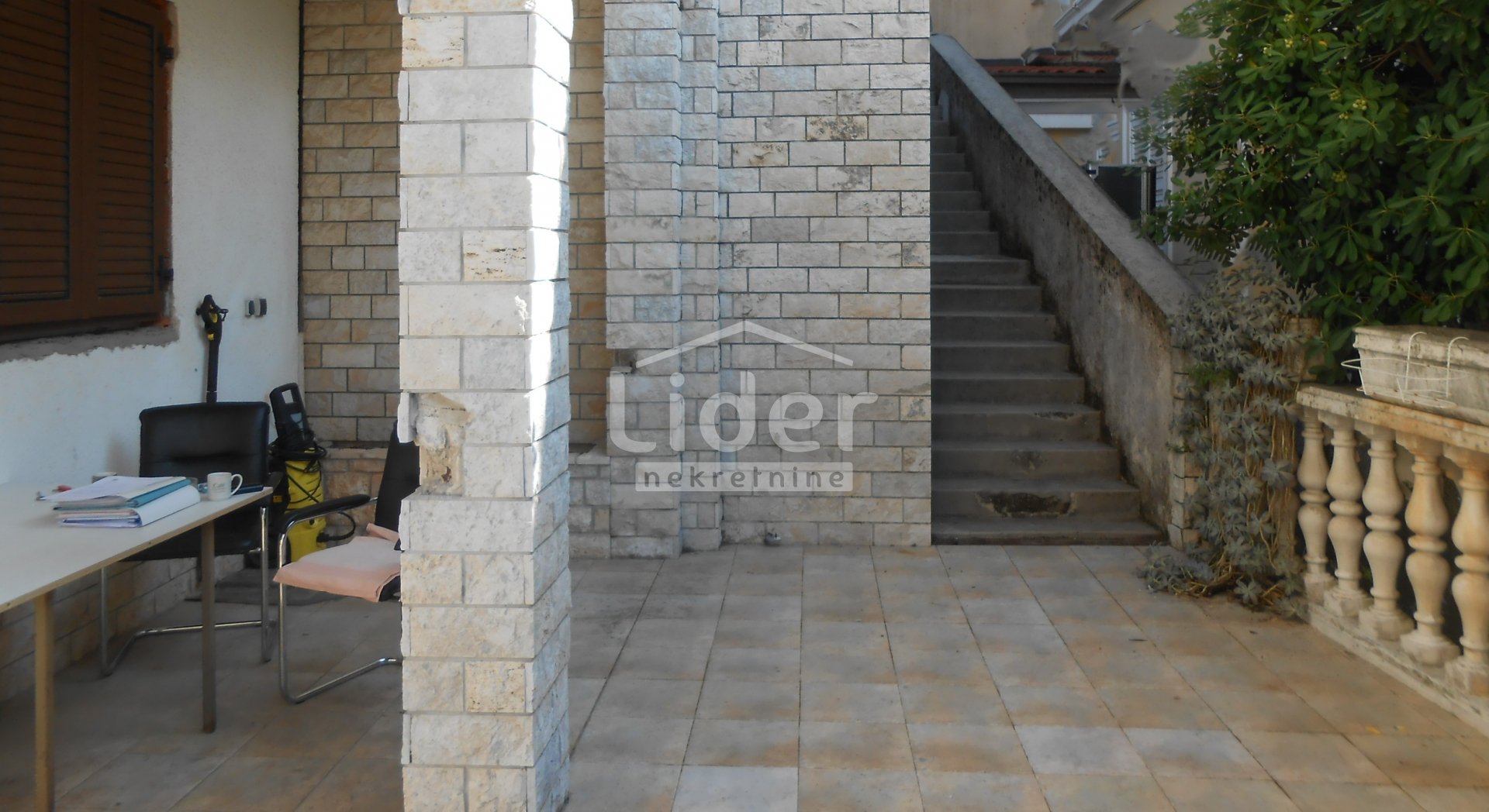 House For sale - Primorsko-goranska Bulevard