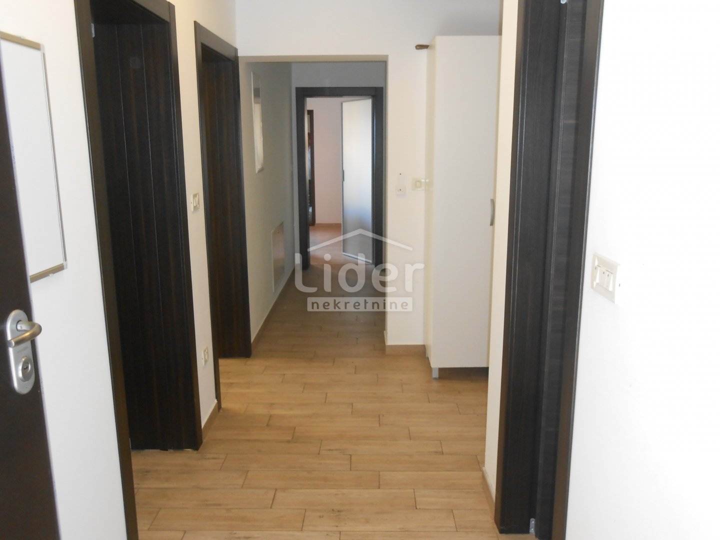 House For sale - Primorsko-goranska Bulevard