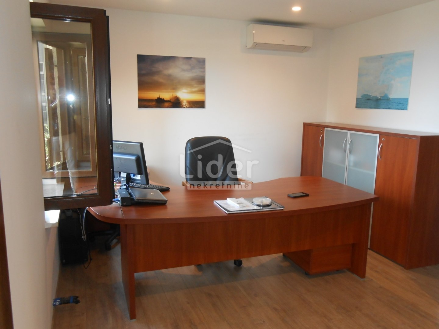 House For sale - Primorsko-goranska Bulevard