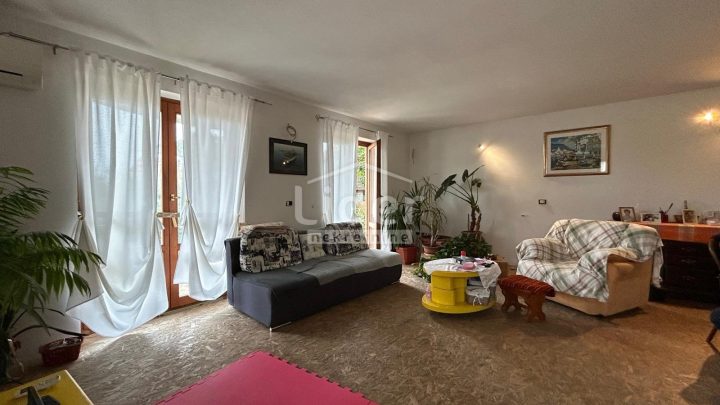 Kuća na prodaju 250 m² – Medulin