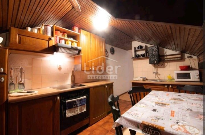 Apartmán Na predaj - Primorsko-goranska Pećine - foto 2/14