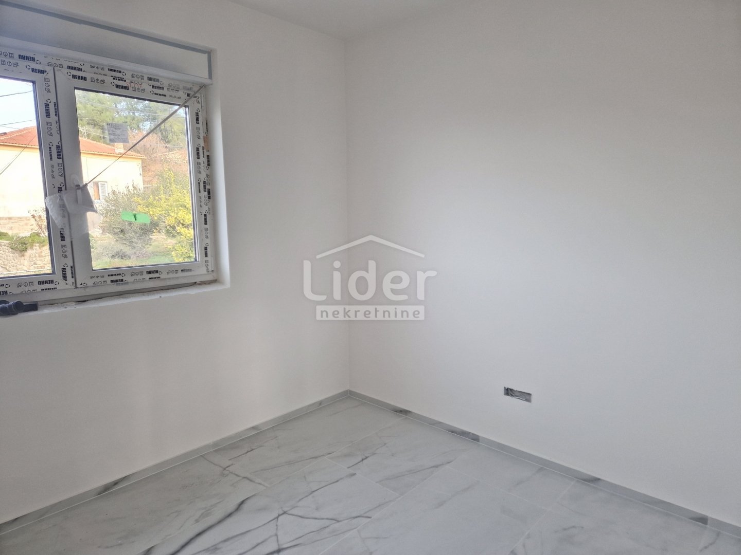 Apartmán Na predaj - Primorsko-goranska Banjol