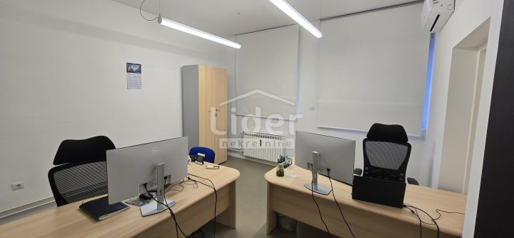 Poslovni prostor Za najam - Primorsko-goranska Centar - foto 3/18