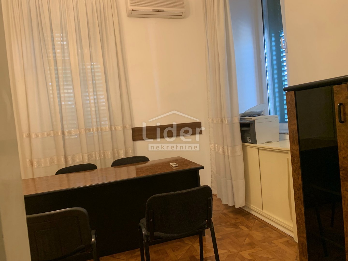 Business premises For rent - Primorsko-goranska Centar