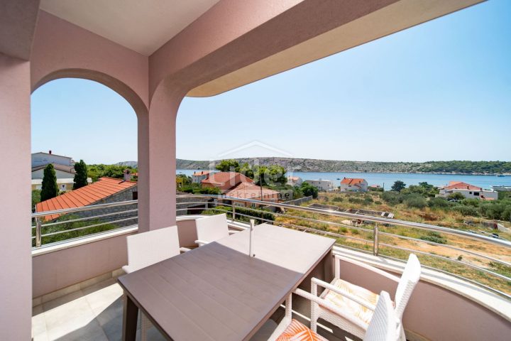 Apartment Zu verkaufen - Primorsko-goranska Barbat Na Rabu - foto 2/7