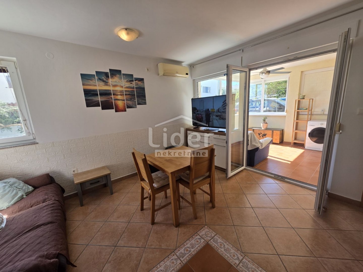 Apartmán Na predaj - Ličko-senjska Novalja