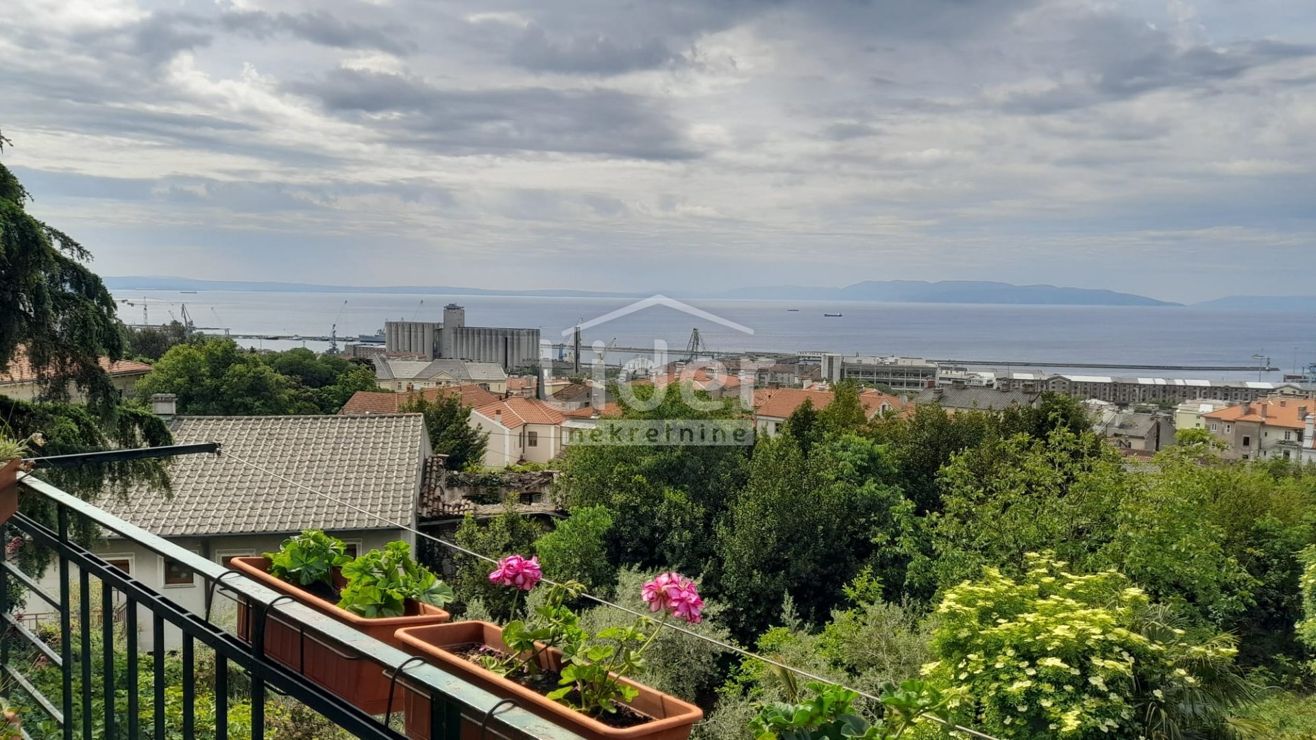 Apartmán Na predaj - Primorsko-goranska Centar