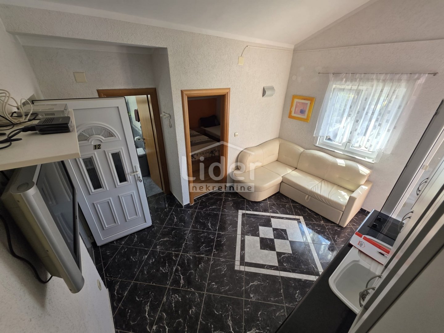 Apartma Naprodaj - Ličko-senjska Novalja