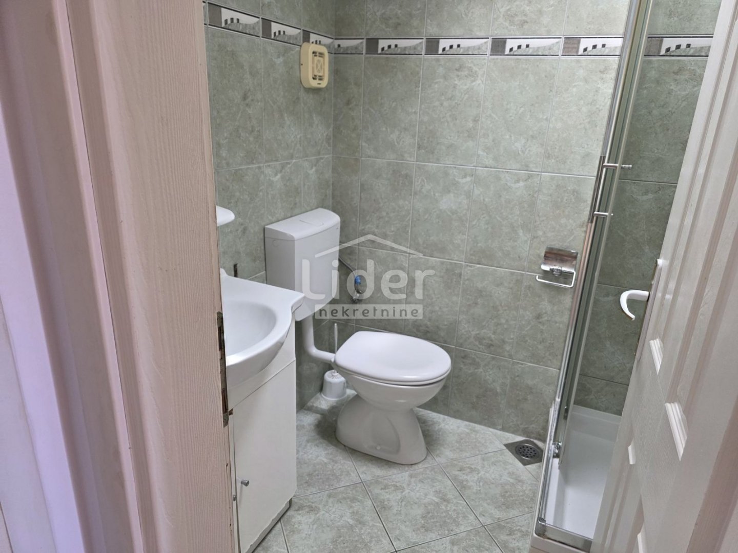 Apartma Naprodaj - Ličko-senjska Novalja