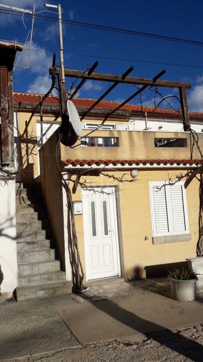 Kuća Za najam - Primorsko-goranska Draga Bašćanska - foto 1/8