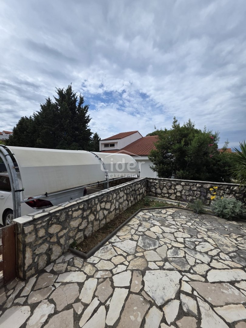 Apartmán Na predaj - Ličko-senjska Novalja