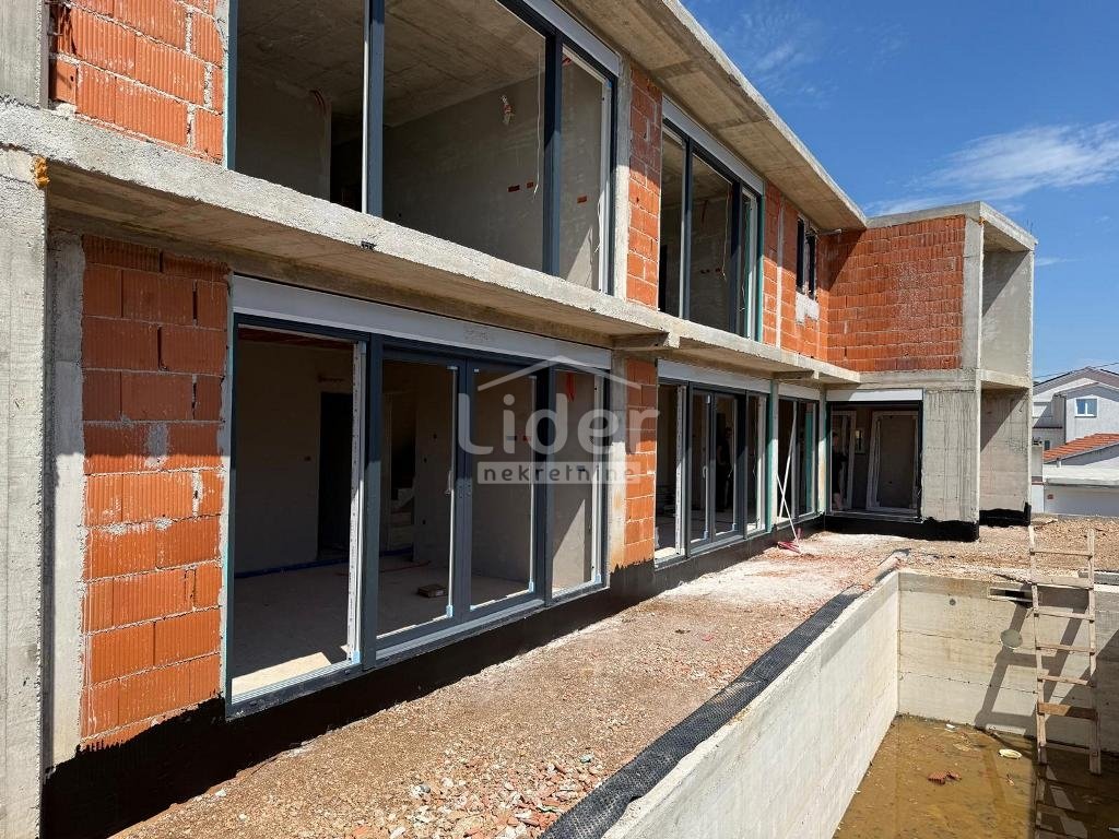 Dom Na predaj - Primorsko-goranska Crikvenica