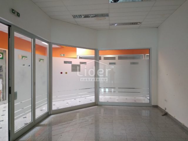 Poslovni prostor za najam 29 m² – Viškovo