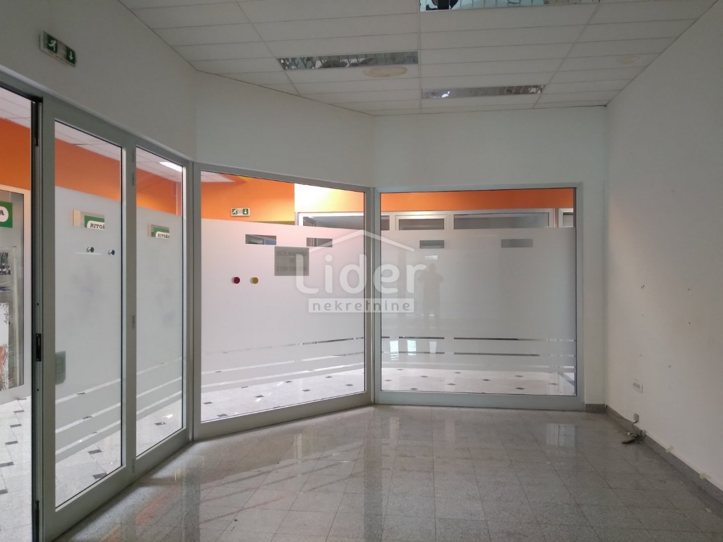 Poslovni prostor Za najam - Primorsko-goranska Viškovo - foto 1/1