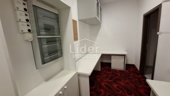 Poslovni prostor Za najam - Primorsko-goranska Kostrena - foto 2/5